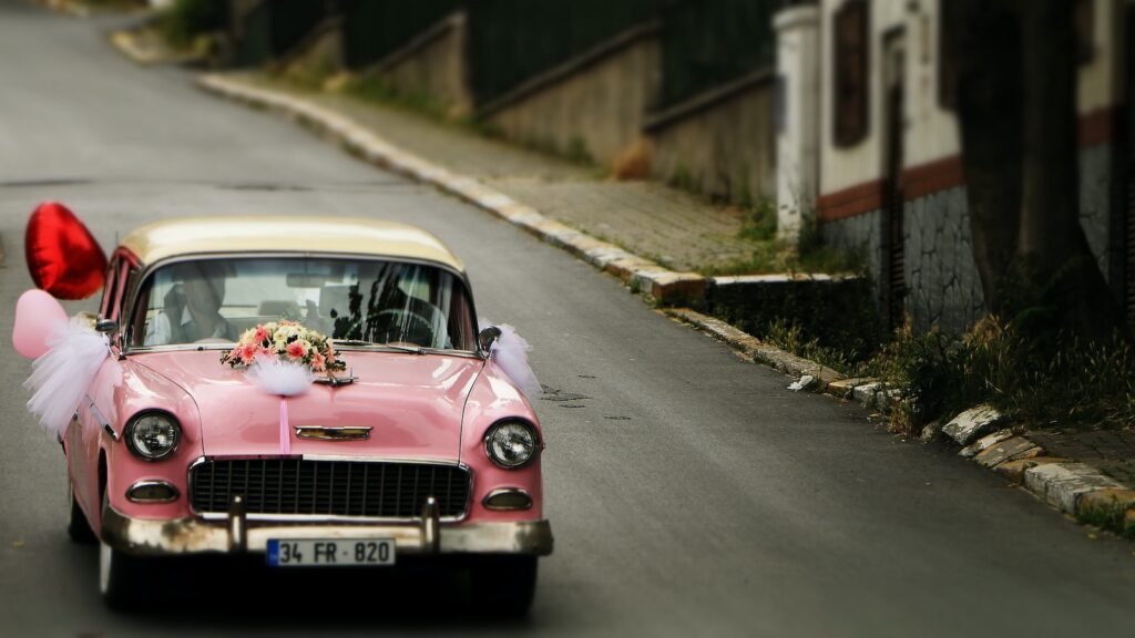 Pink classic wedding car in Turkey